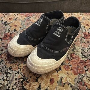 Adidas Nizza Slip-Ons